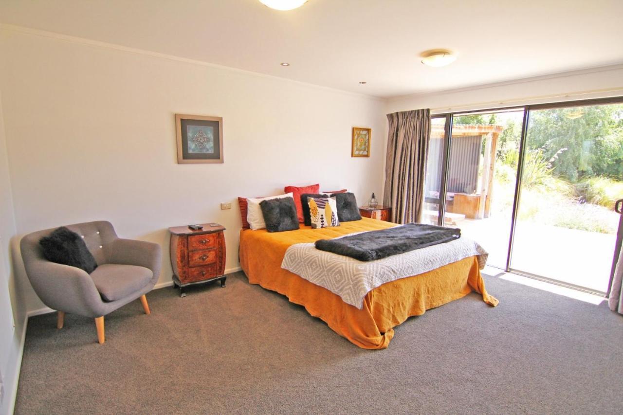 Stash Palace Holiday Apartment แฮนเมอร์สปริงส์ ภายนอก รูปภาพ